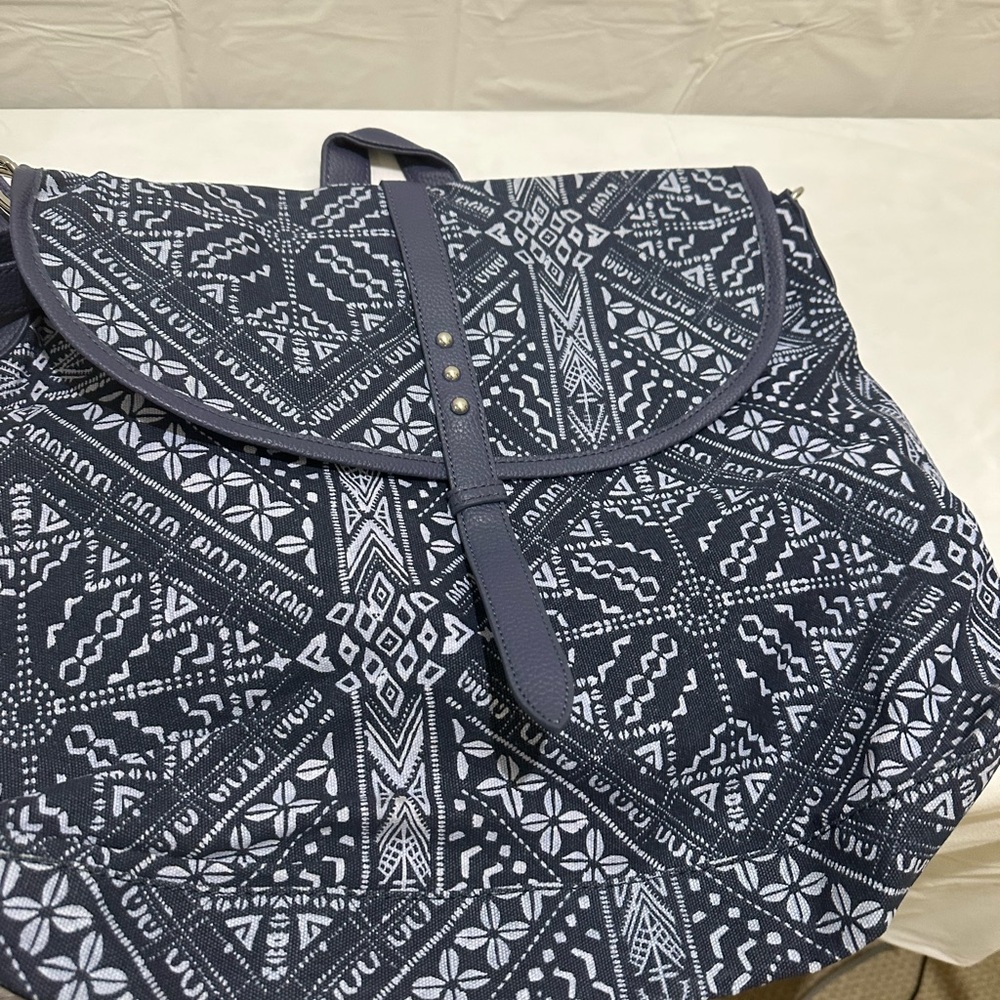 Stylish Black and White Patterned Women's Bag